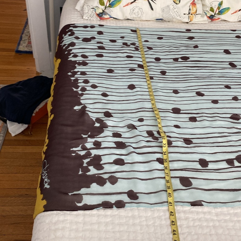 Diane Von Furstenberg scarf/wrap - Picture 8 of 15